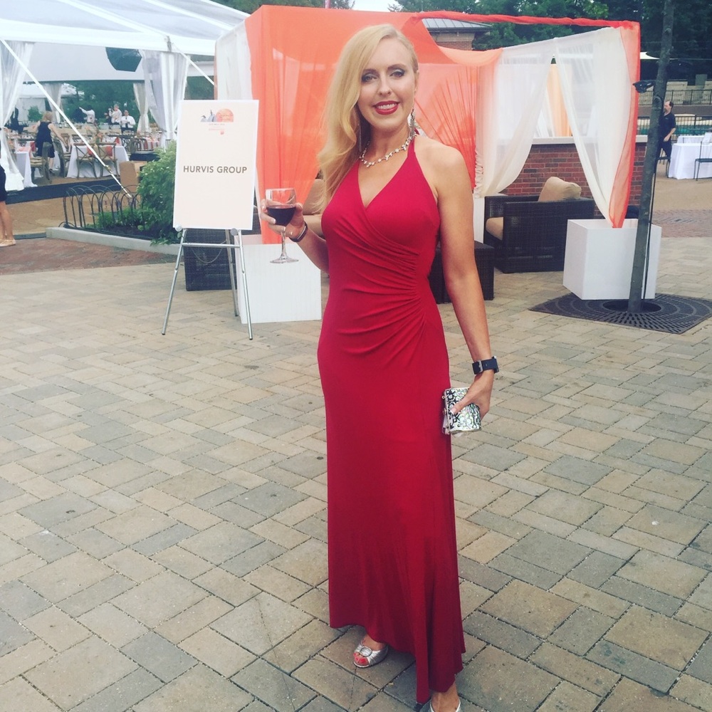 Meet Your Posher! - Picture 7 of 12